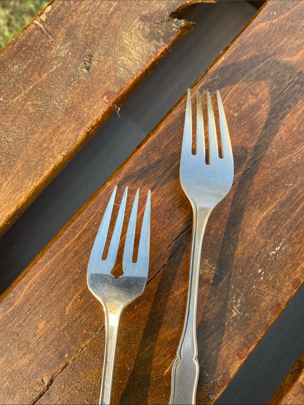 Vintage Rogers Stainless Korea Fiddle-Back Dinner/Salad Forks - Set of 2 MCM